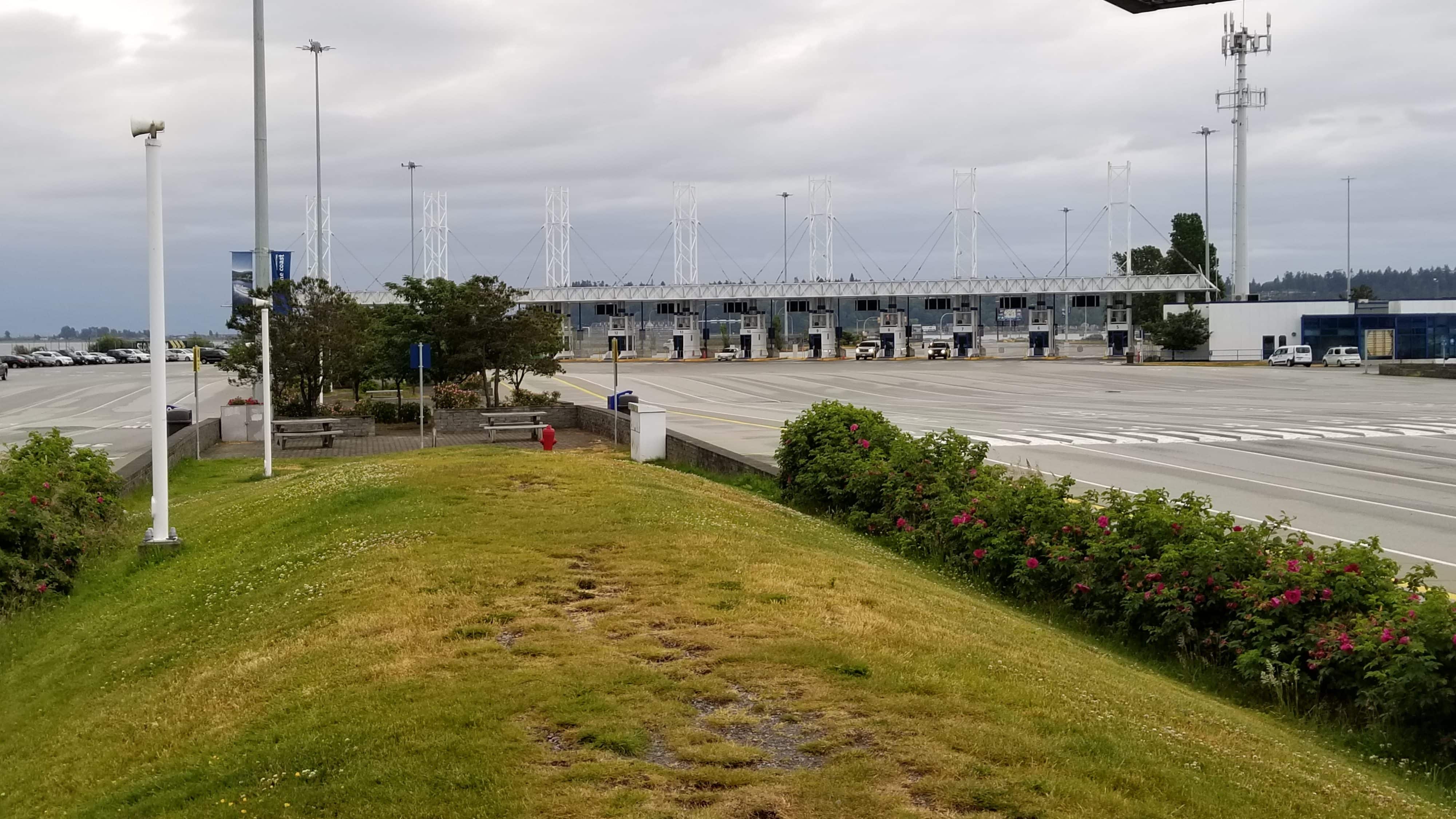 Bc ferries tsawwassen terminal dog area