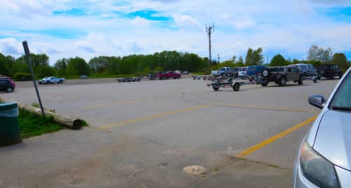 A picture of the parking lot at mcdonald beach off-leash dog park in richmond, bc